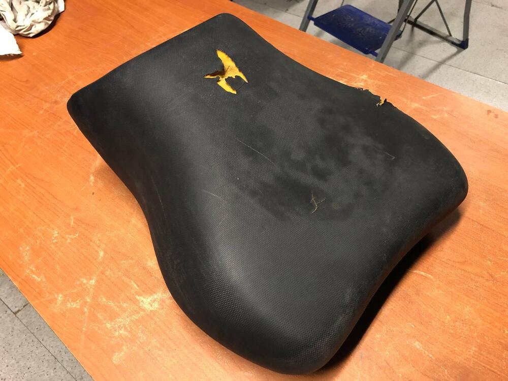 Sella anteriore Suzuki SV 650 1999 - 2002 (4)