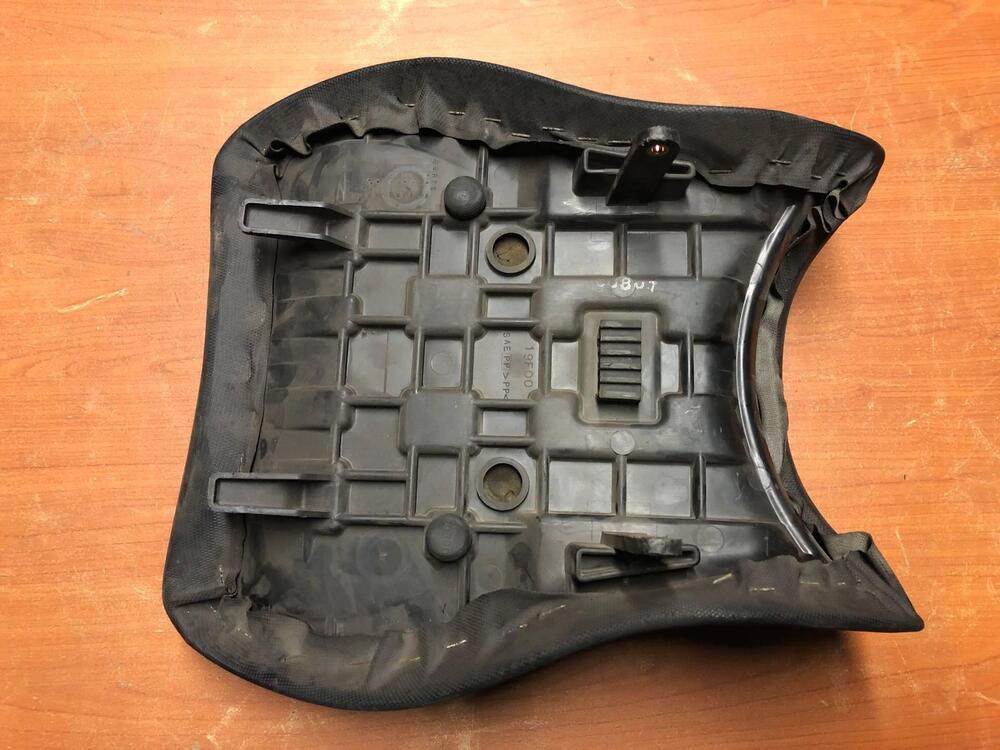 Sella anteriore Suzuki SV 650 1999 - 2002 (5)