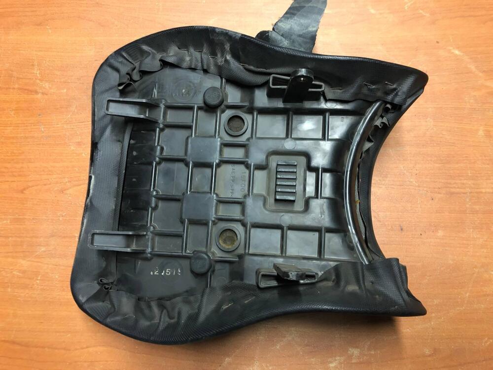 Sella anteriore Suzuki SV 650 1999 - 2002 (4)