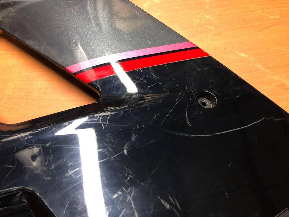 Carena laterale sinistra Yamaha FZR 1000 (4)