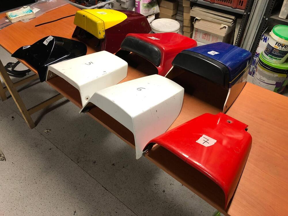 Varie unghie cover monoposto diversi modelli epoca (2)