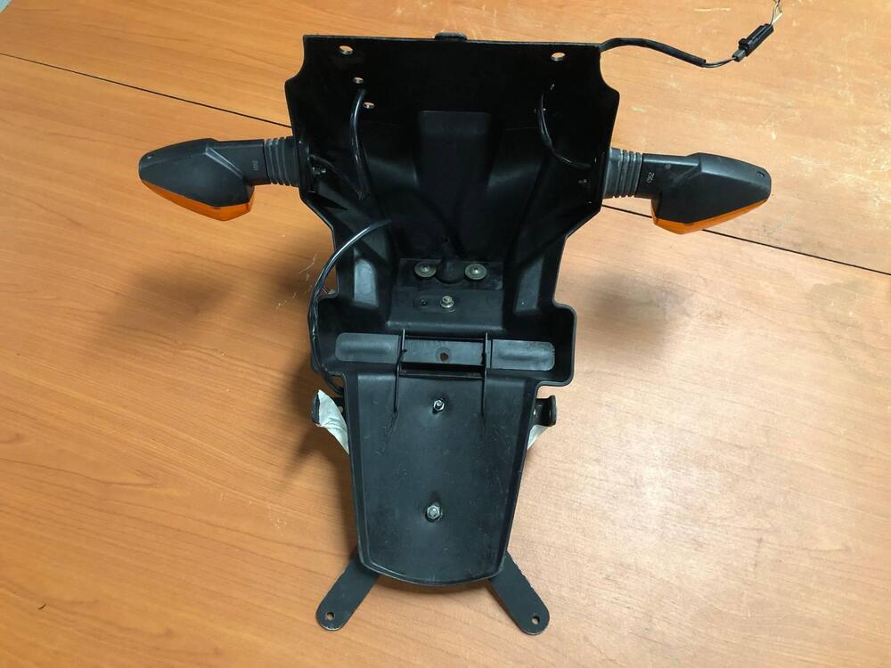 Portatarga Suzuki GSX-R 600 - 750 2004 - 2005 (4)