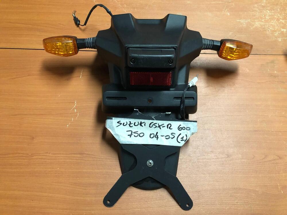 Portatarga Suzuki GSX-R 600 - 750 2004 - 2005 (5)