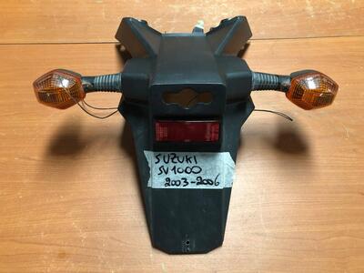 Portatarga con frecce Suzuki SV 1000 2003 - 2006