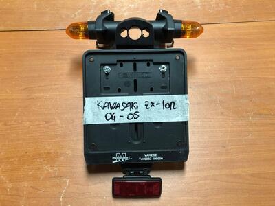 Portatarga con frecce Kawasaki ZX-10R 2004 - 2005