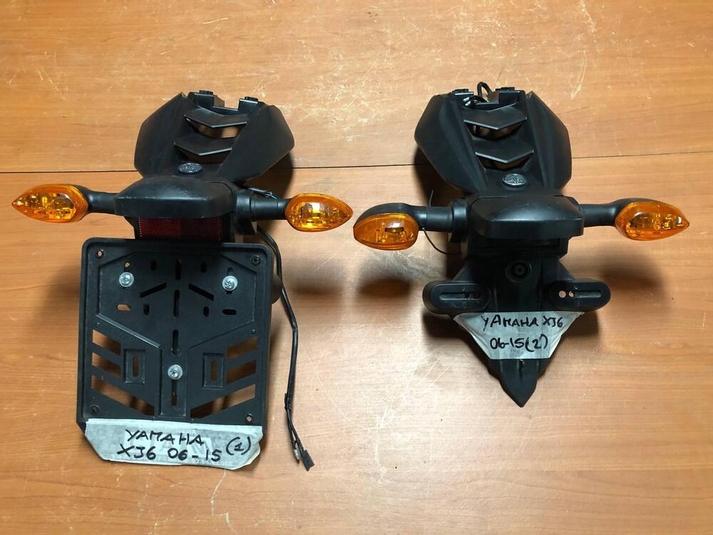 Portatarga con frecce Yamaha XJ6 2009 - 2015