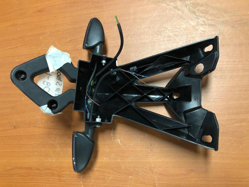 Portatarga con frecce BMW S 1000 RR 2009 - 2012 (5)