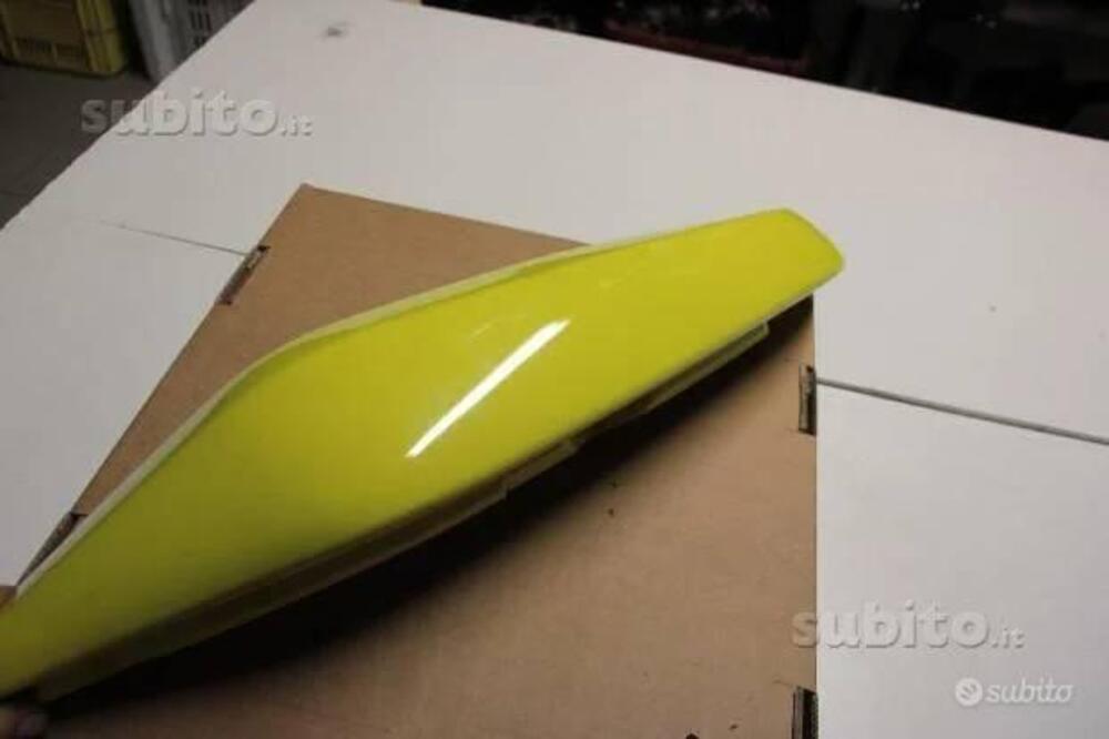 Codone destro per Kawasaki Er-6n anni 05 - 08 (2)