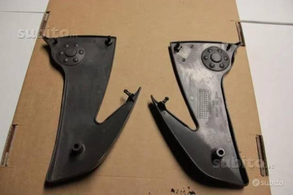 Fianchetti laterali per Kawasaki Er-6n anni 05-08 (2)