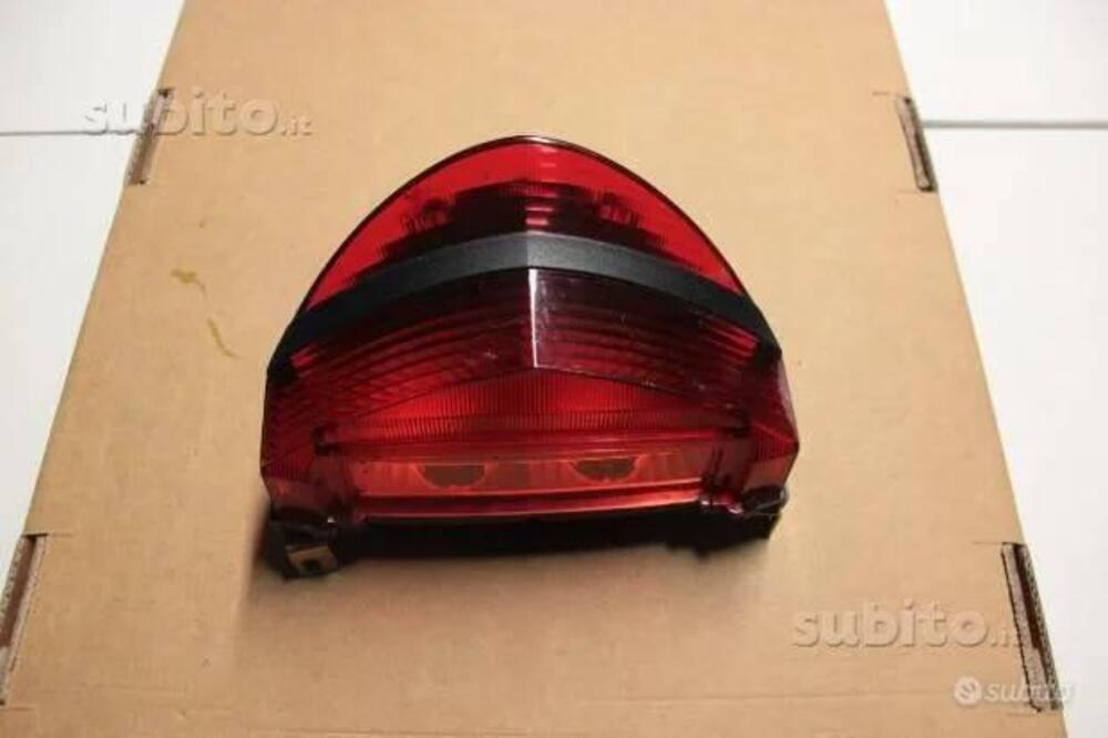 Faro posteriore Honda Cbr 900 929 anni 2000-2001