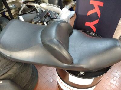 Sella Suzuki Burgman 250/400 K1 k2 Usata