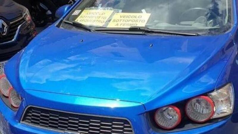 Ho preso il muro fratell&igrave; | 400 euro di multa e sequestro auto per 1727 wrldstar