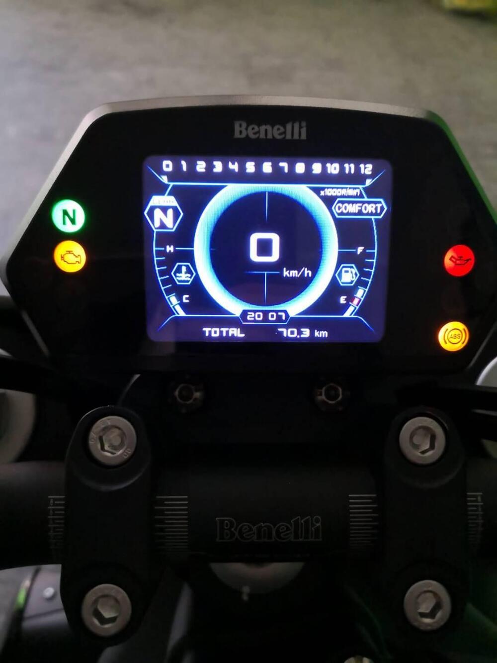 Benelli 502 C (2019 - 20) (6)