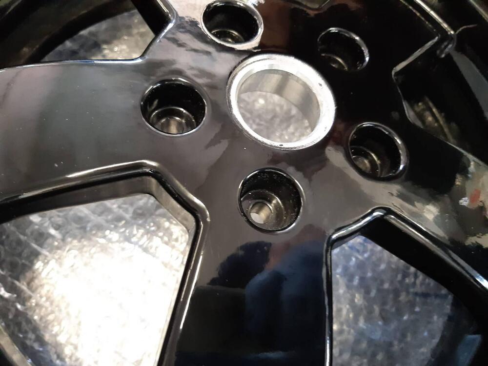 CERCHIONE VESPA GTS (4)