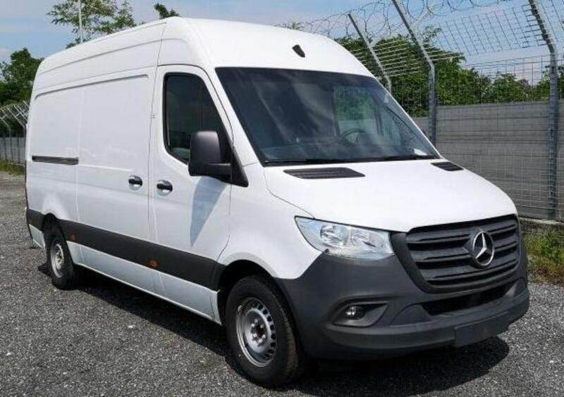 Mercedes-Benz Sprinter (2018-->>) (6)