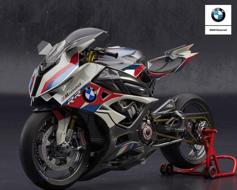 BMW M1000RR: sar&agrave; cos&igrave;?