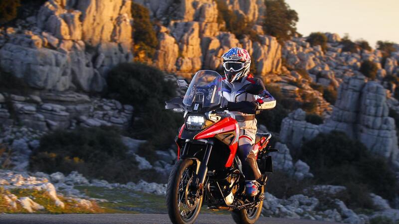 Suzuki: al via il V-Strom Tour 2020