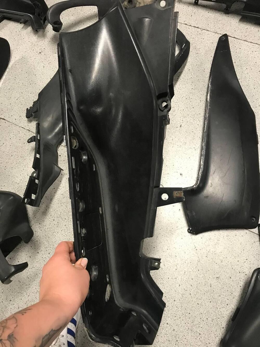 Serie completa carene Yamaha T-Max '01-'03 (11)