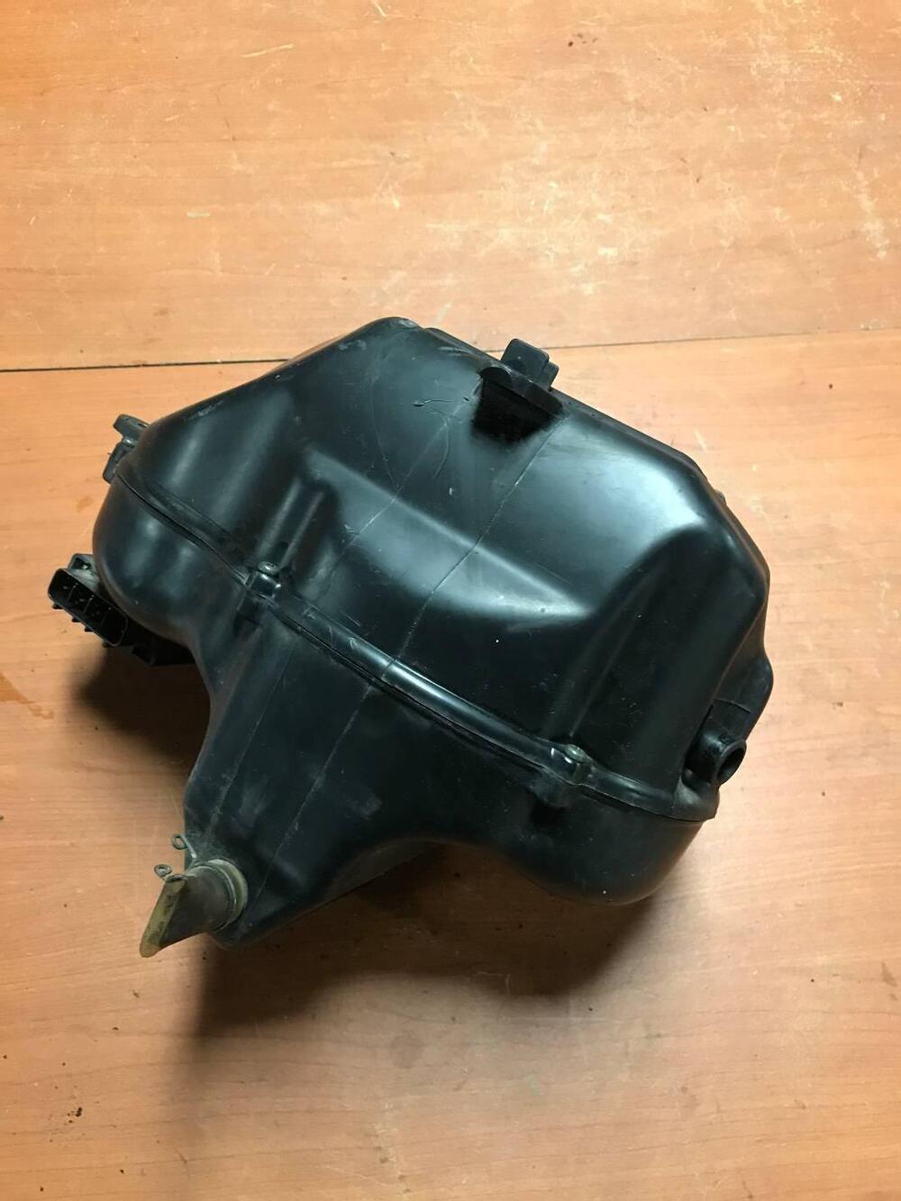 Scatola filtro airbox Yamaha T-Max '01-'03 (2)