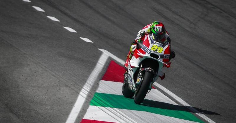 MotoGP 2016. Iannone domina le FP3 al Mugello 