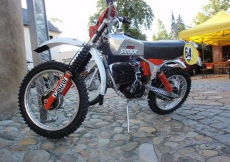 La classica dell&#039;enduro d&#039;epoca di Zschopau