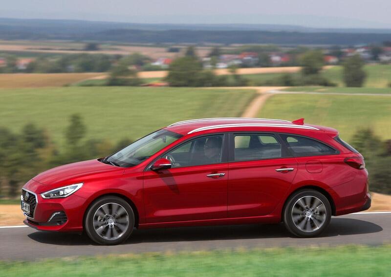 Hyundai i30 Station Wagon (2017-->>) (21)