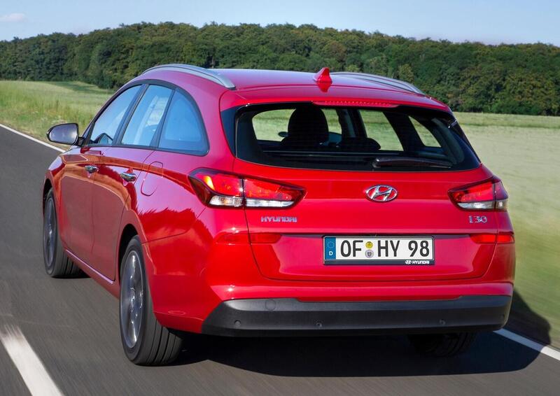 Hyundai i30 Station Wagon (2017-->>) (24)