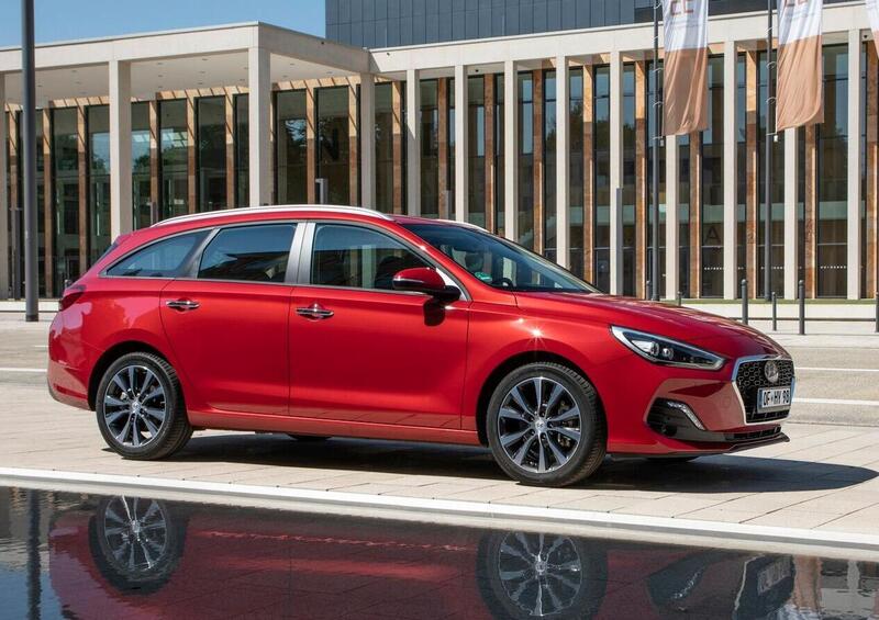 Hyundai i30 Station Wagon (2017-->>) (20)