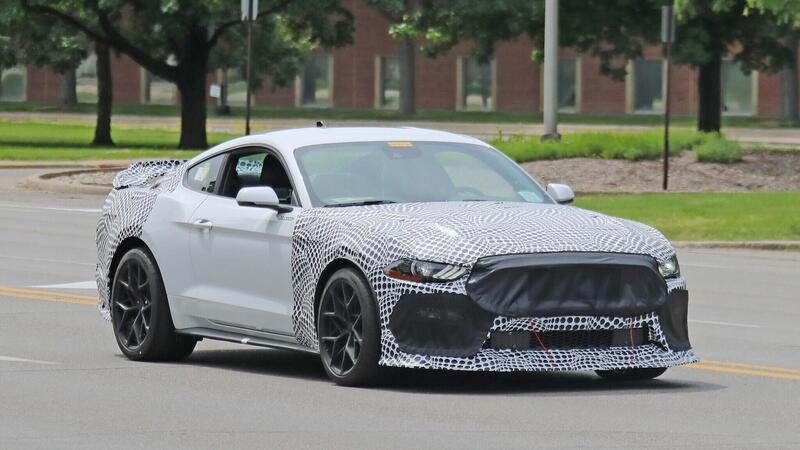 Ford Mustang Mach I: l&#039;ultima erede del V8 aspirato? [Foto spia]