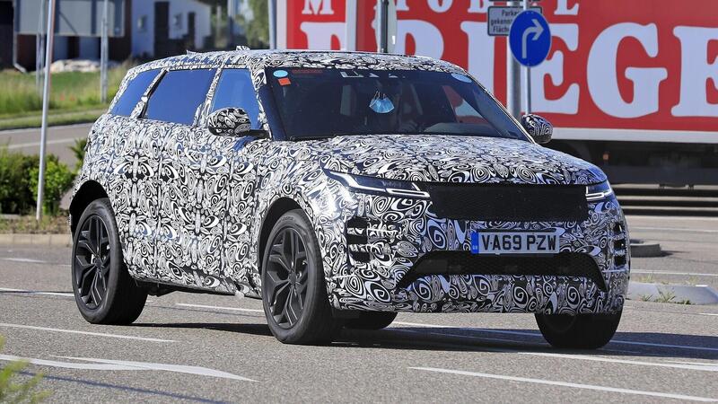 Land Rover Evoque: sar&agrave; anche 7 posti [Foto spia]