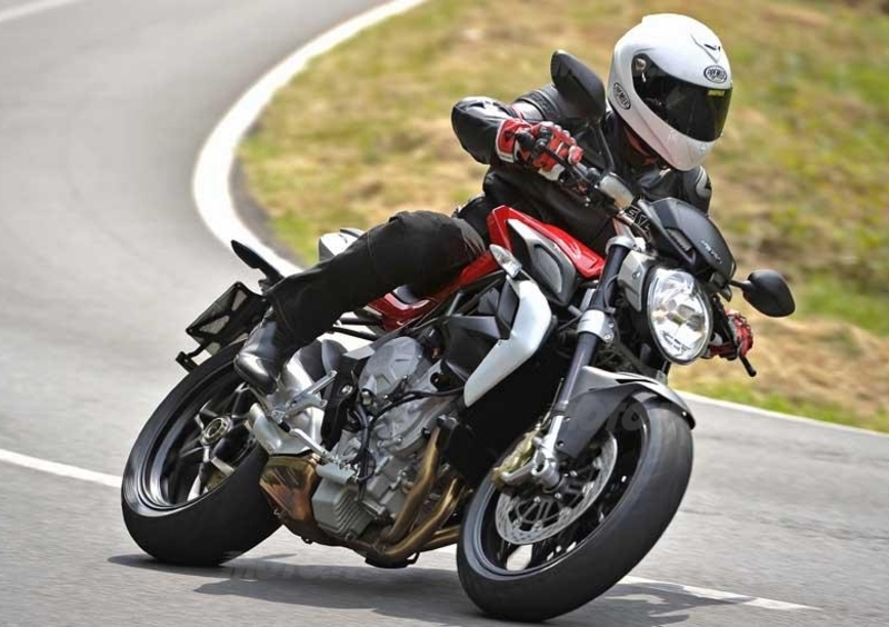 MV Agusta Brutale 675 