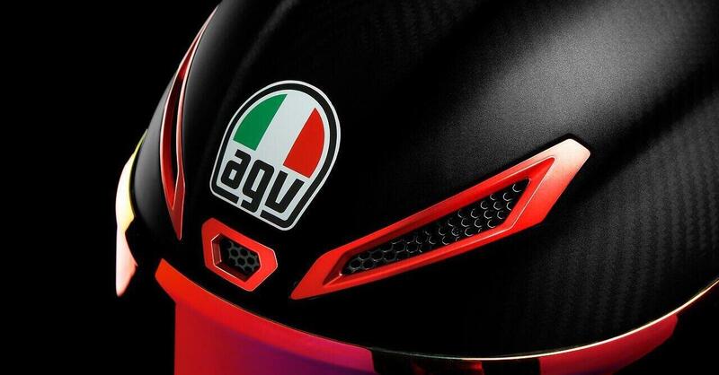 Pista GP RR: il primo AGV omologato FIM