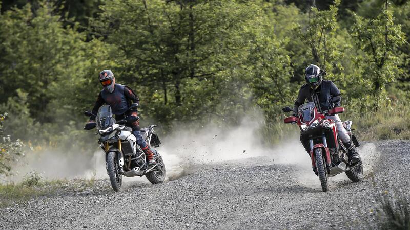 Honda Africa Twin 1100 vs Triumph Tiger Rally 900: SFIDA MAXIENDURO 2020