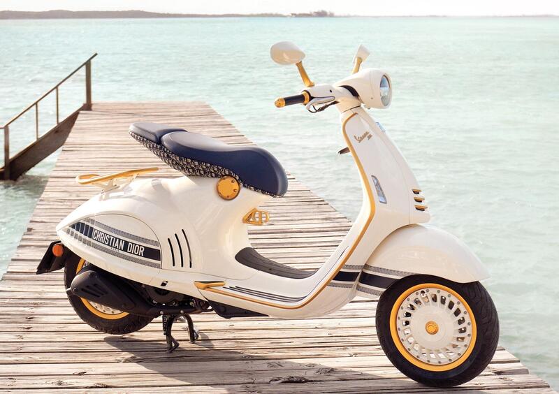 Vespa Vespa 946 Vespa 946 Christian Dior ABS (2020) (2)