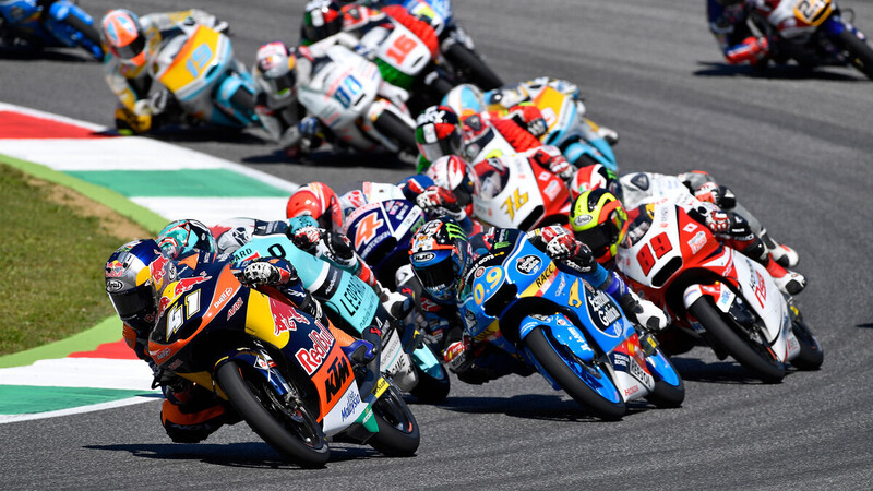 MotoGP 2016. Binder in Moto3, Zarco batte Baldassarri in Moto2