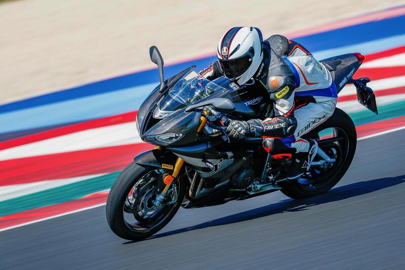 Triumph Daytona 765 Moto2 test. Sintesi perfetta