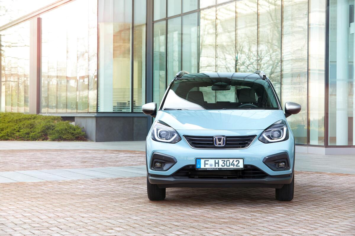 Nuova Honda Jazz ibrida e:HEV, Avanti la piccola Crossover senza