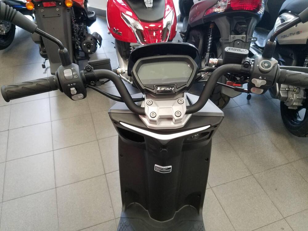 Lifan E3+ (2021 - 25) (4)