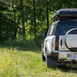 Vacanze da inarrestabili: per la nuova Land Rover Defender c'è pure la tenda da tetto 2