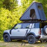 Vacanze da inarrestabili: per la nuova Land Rover Defender c'è pure la tenda da tetto 5