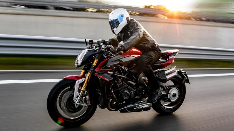 MV Agusta Brutale 1000 RR: il massimo, per tutti