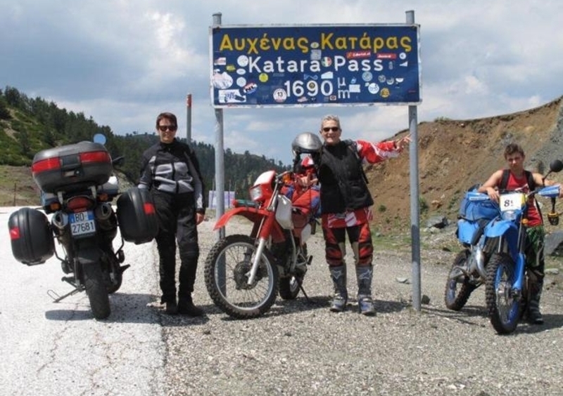 In moto in Grecia... &quot;in famiglia&quot;