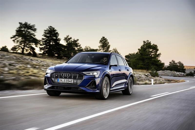 Audi e-tron S, 503 CV per il SUV elettrico