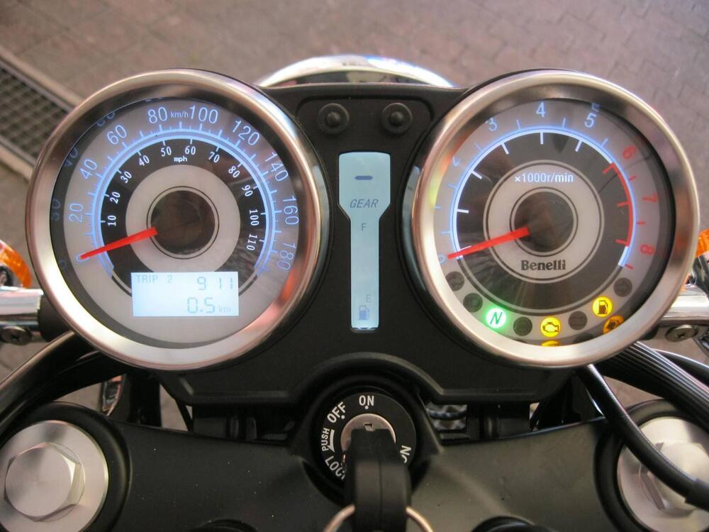 Benelli Imperiale 400 (2021 - 25) (9)