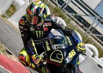 Valentino Rossi e i piloti della VR46 si allenano con le MiniGP [VIDEO e FOTO]