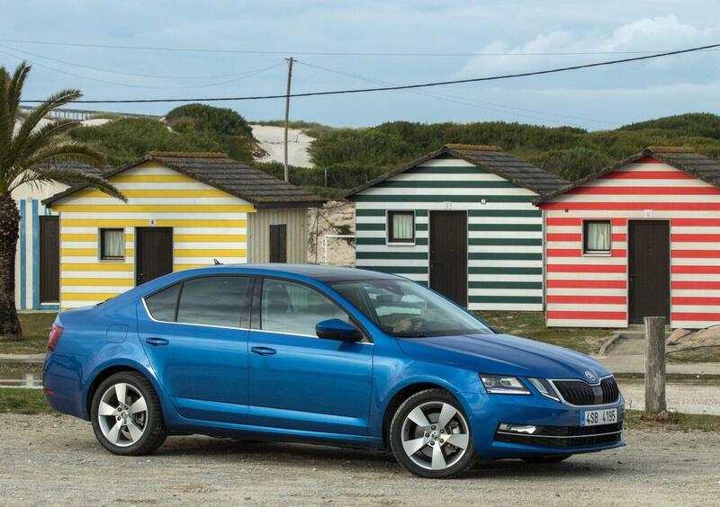 Skoda Octavia (2020-->>) (28)