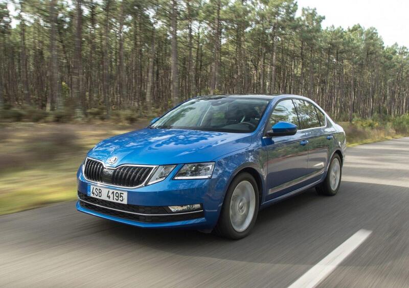 Skoda Octavia (2020-->>) (53)