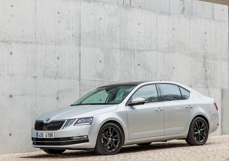 Skoda Octavia (2020-->>) (54)