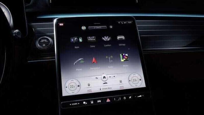 MBUX 2, Evo: Mercedes batte tutti e pure Tesla? Col super Infotainment predittivo diffuso [&ldquo;Ueh Mercedes&rdquo; su Classe S] 