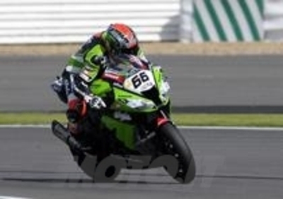 SBK Silverstone. Sykes è primo nelle qualifiche di Silverstone